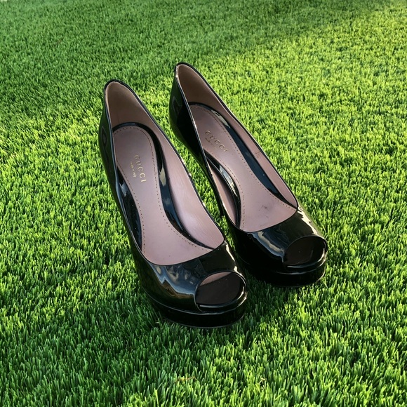 Gucci Black Patent Leather Lisbeth Open Toe Heels - Picture 6 of 6